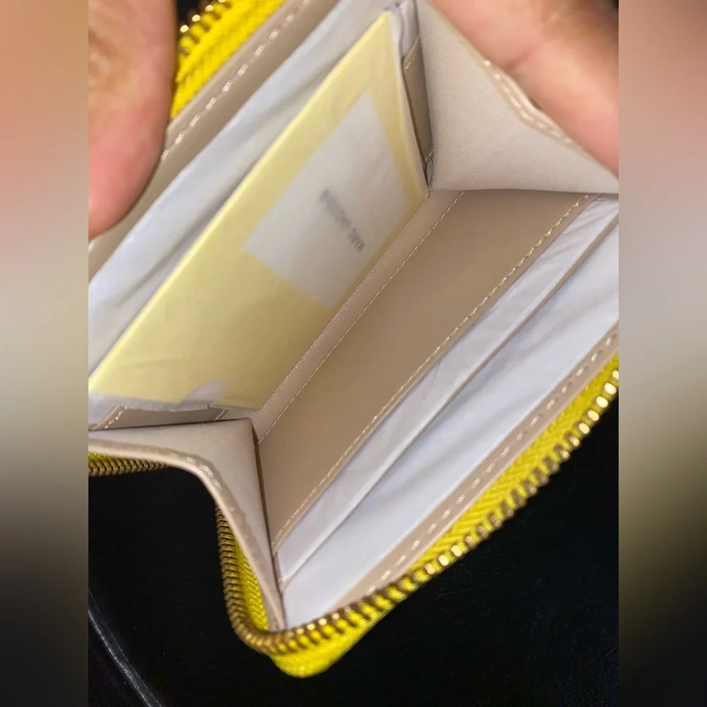 Marc Jacobs The Leather zip-around wallet (sun)